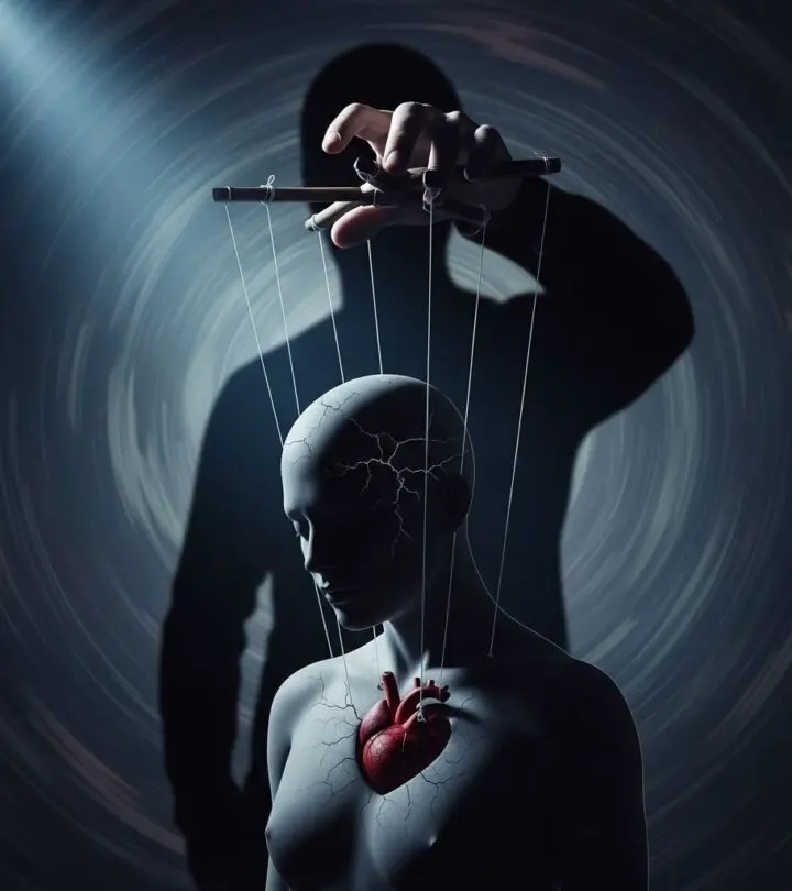 Recognizing Emotional Manipulation: Signs, Strategies, and Recovery Identify and protect yourself from subtle and overt emotional manipulation with key signs, examples, and effective strategies.