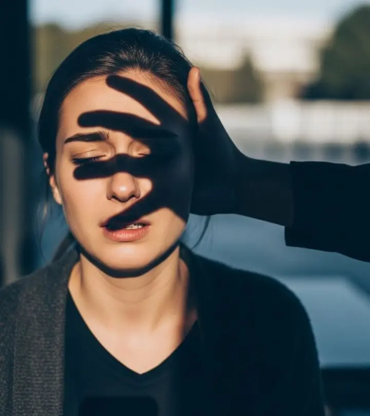 Toxic Friends: Signs, Effects, and How to Break Free Recognize toxic friendships, understand their effects on your life, and discover healthy strategies to set yourself free and rebuild your circle.