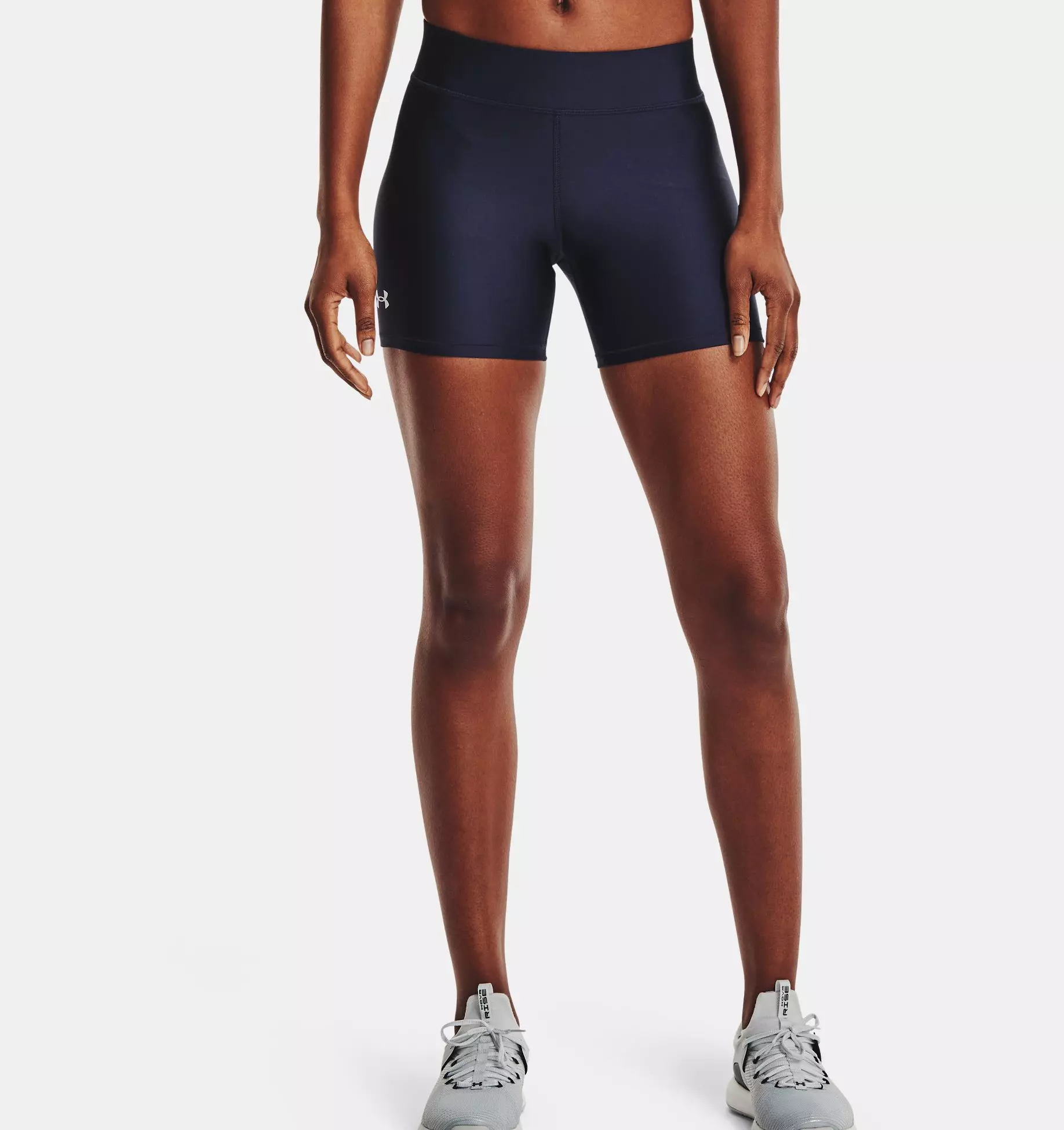  Under Armour Women’s HeatGear Middy Shorts