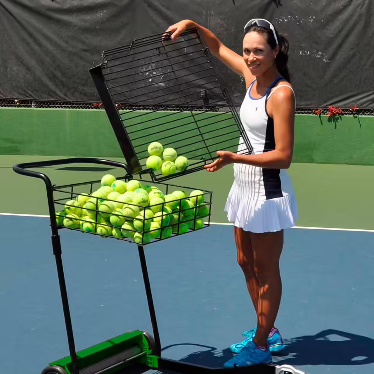 Oncourt Offcourt Tennis Multimower