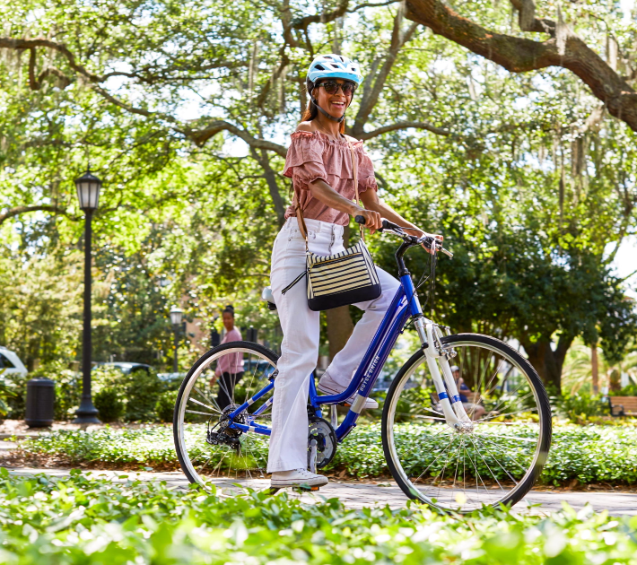 Royce Union RMY Women’s 21-Speed Hybrid Comfort Bike