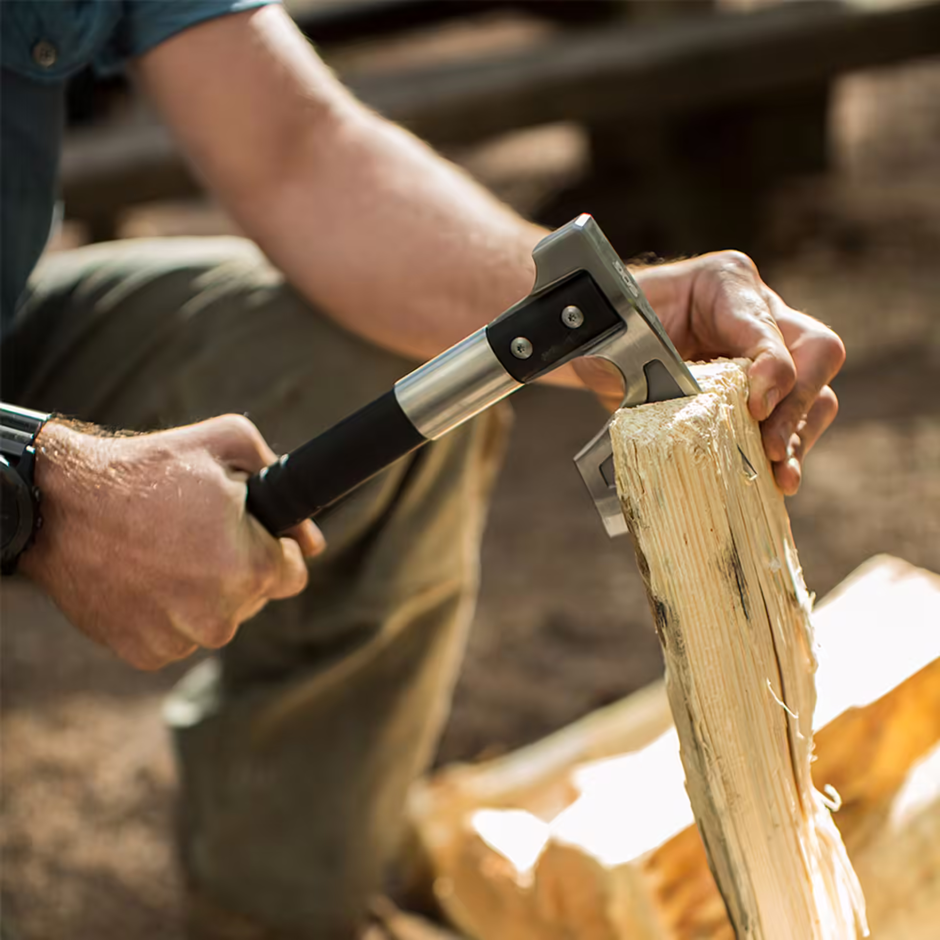 SOG Camp Axe – Camping Axe with Sheath