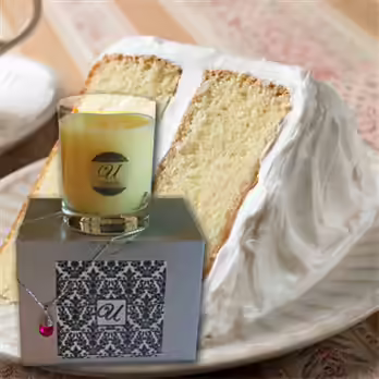 Unrivaled Cake Candle